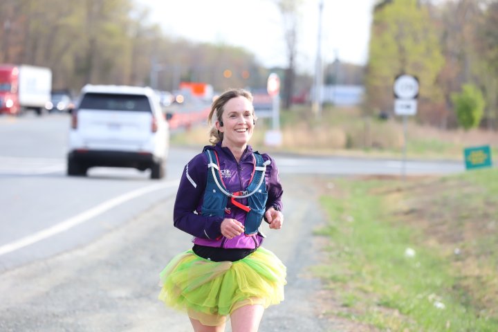 teacher runs for scholarships