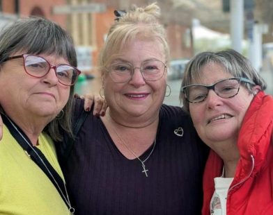 After 57 Years Apart: A DNA Test Unveils a Heartwarming Reunion of Sisters Separated by Forced Adoption