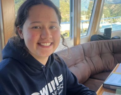 Fearless Teen Girl Takes on Jellyfish and Waves: Poised to Become the Youngest to Conquer All 7 Ocean Challenges!
