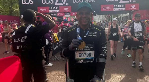 Defying the Odds: From Tragedy to Triumph, He Conquered the London Marathon After Being Told He’d Never Walk Again