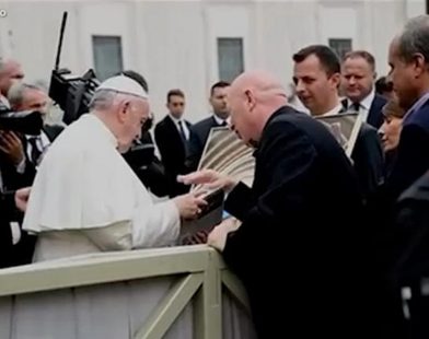 From Papal Blessing to Plate: How One Gift from Pope Francis Ignited a Lifelong Mission to Nourish the Needy