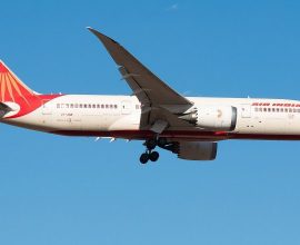 Heroic Air India Pilot's Split-Second Choice Saves Lives in Near-Disaster: A True Tale of Bravery