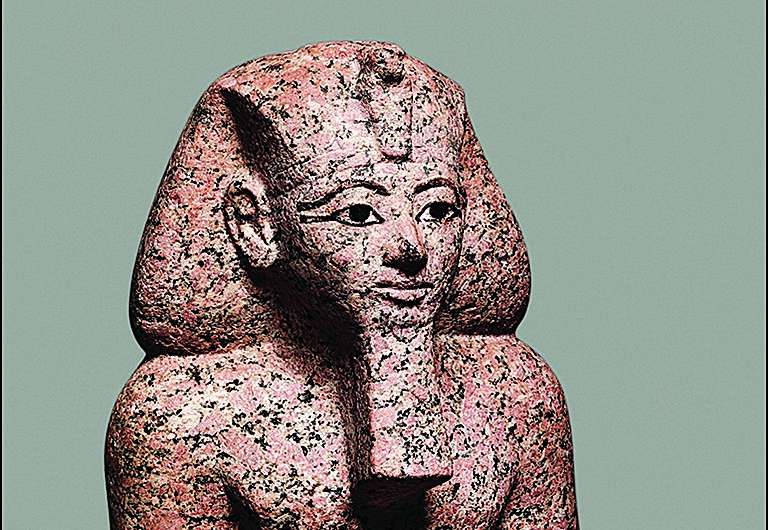 A small kneeling statue of Hatshepsut (MMA 23.3.1) with its face fully intact_ 616mm (h) × 325mm (w) × 515mm (d). Credit: The Metropolitan Museum of Art Reconstructing the shattered visage of Queen Hatshepsut