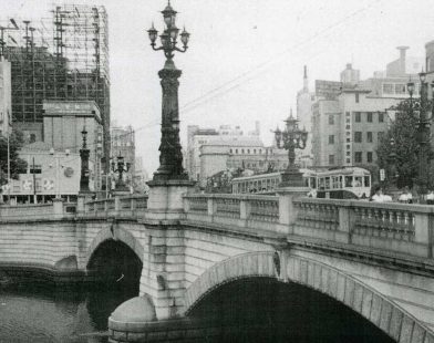 Historic Tokyo Bridge Beckons a New Dawn: Community Unites to Unveil Its Timeless Beauty from Beneath Concrete Shadows