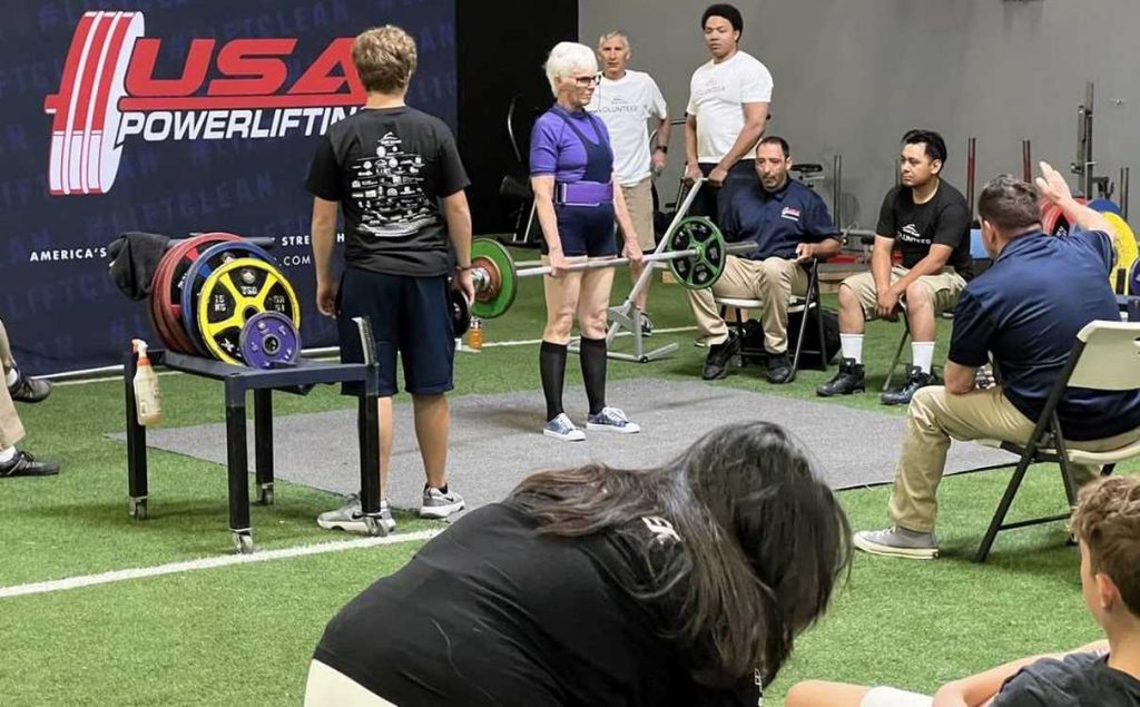 Against All Odds: 82-Year-Old Grandmother Shatters Age Barriers as Powerlifting Debuts at US Senior Games