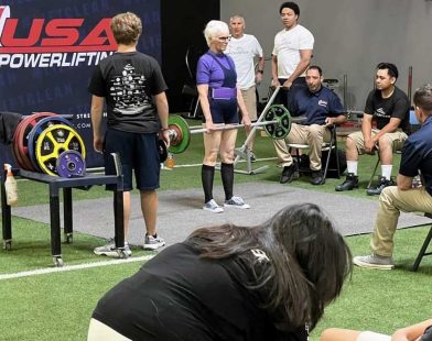 Against All Odds: 82-Year-Old Grandmother Shatters Age Barriers as Powerlifting Debuts at US Senior Games