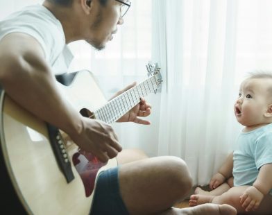 Melodies of Connection: How Singing to Your Baby Elevates Both Their Mood and Yours