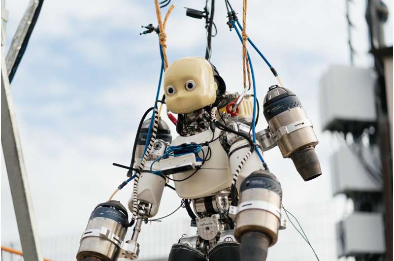 iRonCub3 is a significant advancement from earlier models, built on the latest version of the iCub humanoid robot (iCub3), designed for remote operation. It features four jet engines: two on its arms and two on a jetpack on its back. Credit: IIT-Istituto Italiano di Tecnologia Researchers at IIT have shown that a humanoid robot can fly