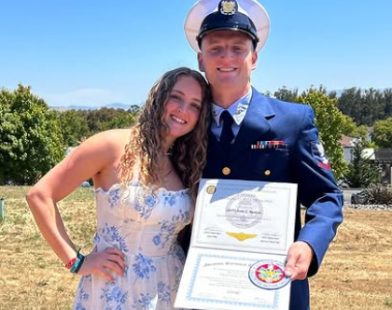 Bravery Amidst the Deluge: Coast Guard Hero Emerges to Save 165 Lives in Texas Flooding Miracle