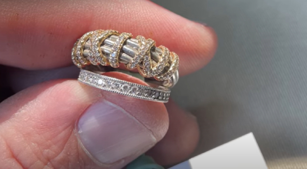 From Waves to Warmth: How Kind Strangers Band Together to Reunite Woman with Her Cherished Wedding Rings