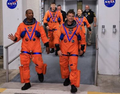 Countdown to Courage: NASA's Artemis 2 Astronauts Prepare to Ignite Humanity's Next Giant Leap to the Moon