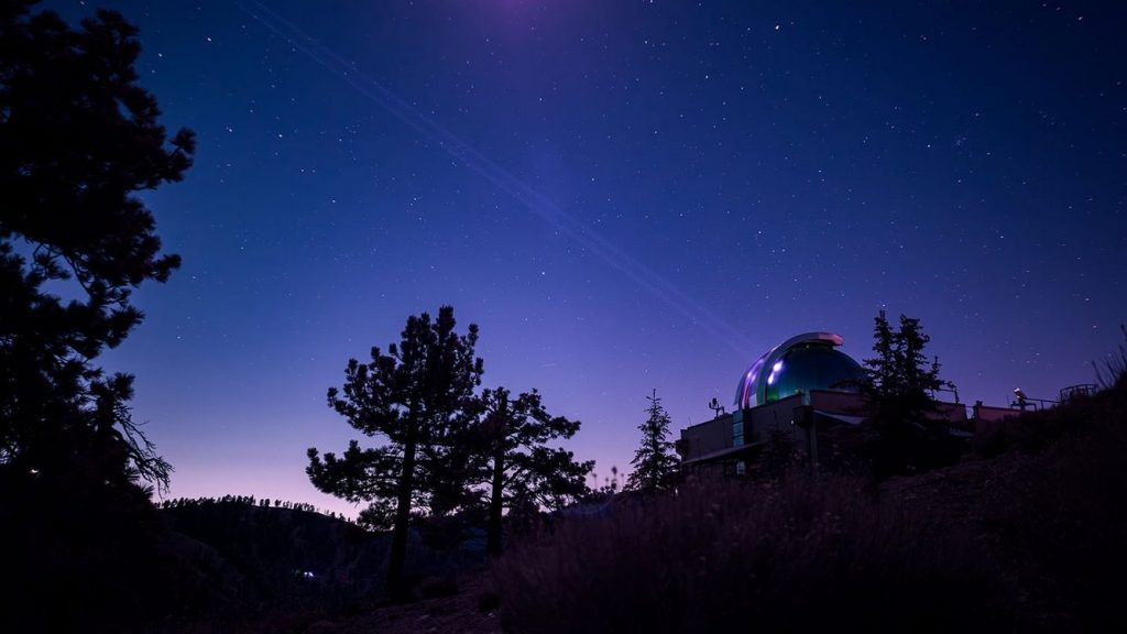 Groundbreaking Success: NASA's Laser Links Earth to Mars, Transmitting Terabits of Hope from the Depths of Space