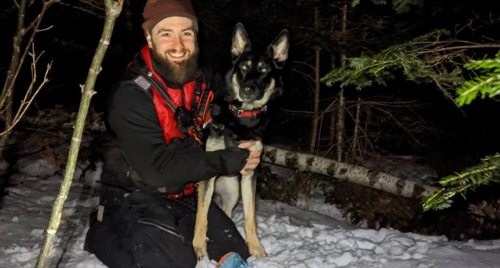 Heroic German Shepherd Leads the Way: Toddler Found Safe After Heart-Stopping Hours in the Frigid Woods