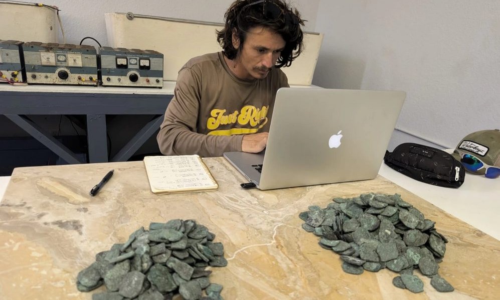 Unearthing History: One Million Reasons to Celebrate the 1715 Treasure Fleet Shipwreck’s Golden Secrets