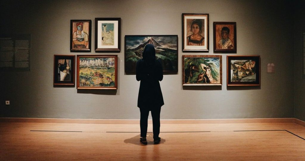 Discover How a Stroll Through an Art Gallery Can Heal Your Heart: The Unexpected Benefits of Creativity for Your Health